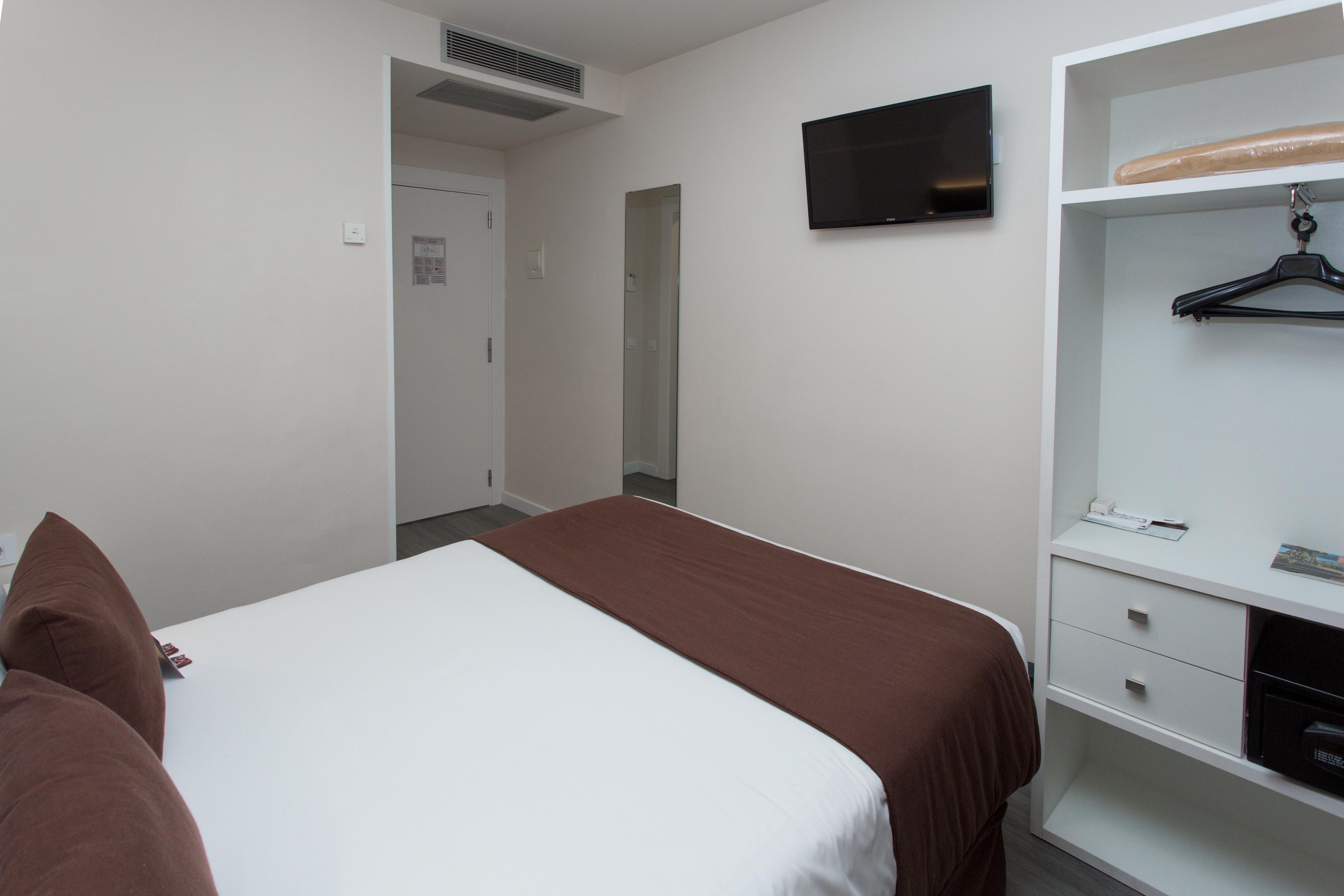 Hotel Bypillow Mothern Barcellona